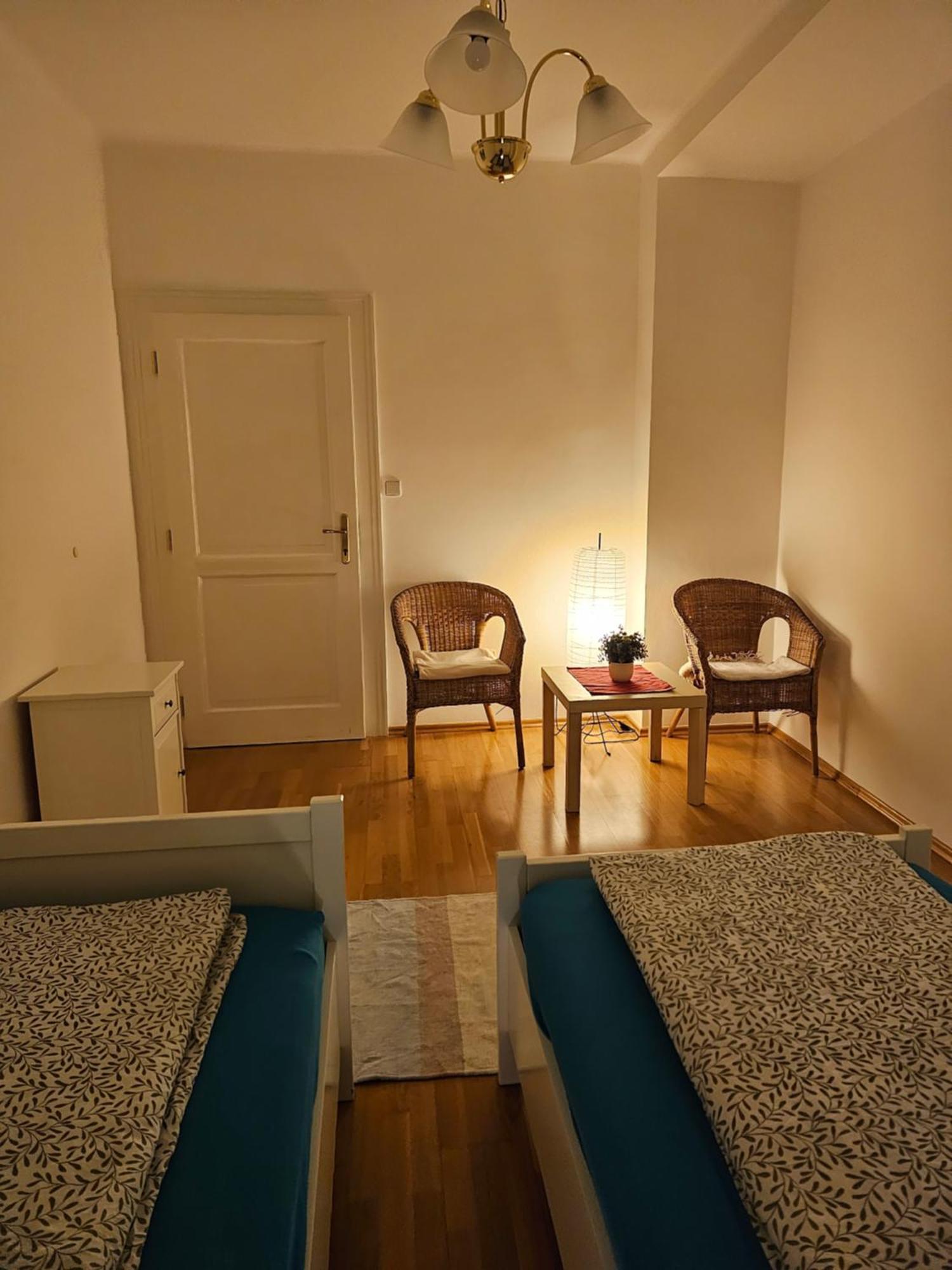 Laxmi Happy Home In Historical Πράγα Δωμάτιο φωτογραφία